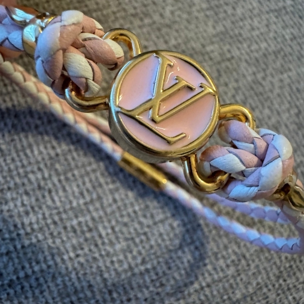 Louis Vuitton Pink/ Cream and Gold Braided Clic It Fun In The Sun Bracelet 🩷